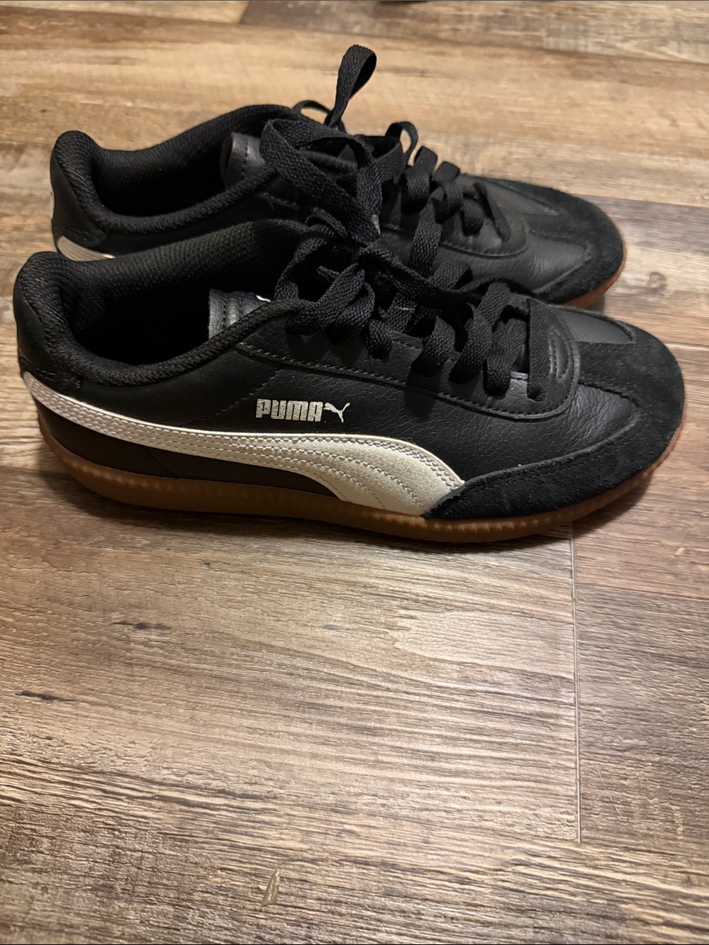 Puma Men’s Black Sneakers with White Stripe and Gum Outsole